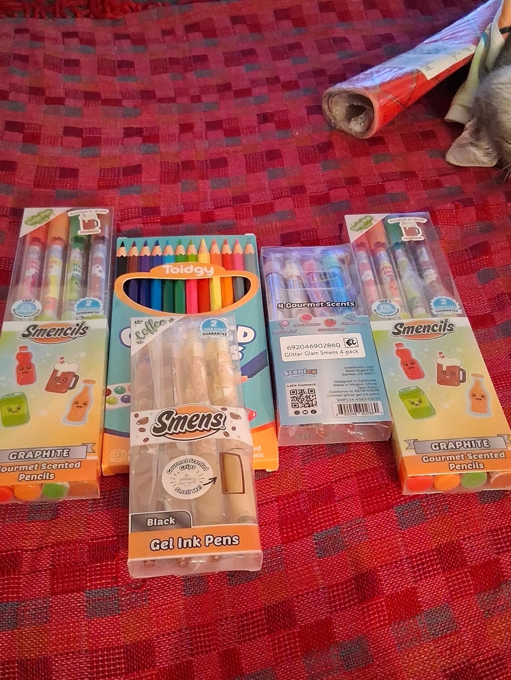 Crayola Smencils & Smens Colorful Scented Pencils and Black Gel Pens Set